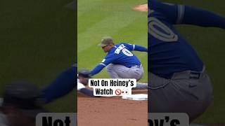 Tyler Heineman and Andrés Giménez cut down the runner at second ???????? #BlueJays