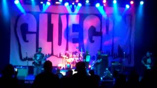 Glue Gun Let's Rob a Convenience Store