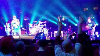 Pearl Jam - Sweet Lew - 10.31.09 Philadelphia, PA
