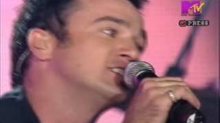 Bryan Adams &amp; Shannon Noll   Room Service Australian Mtv Vma Awards 3 3 2005 video