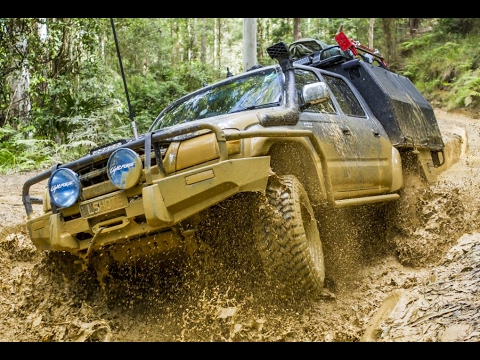 HILUX BATTLE! Tray or style side? • CUSTOMS #0