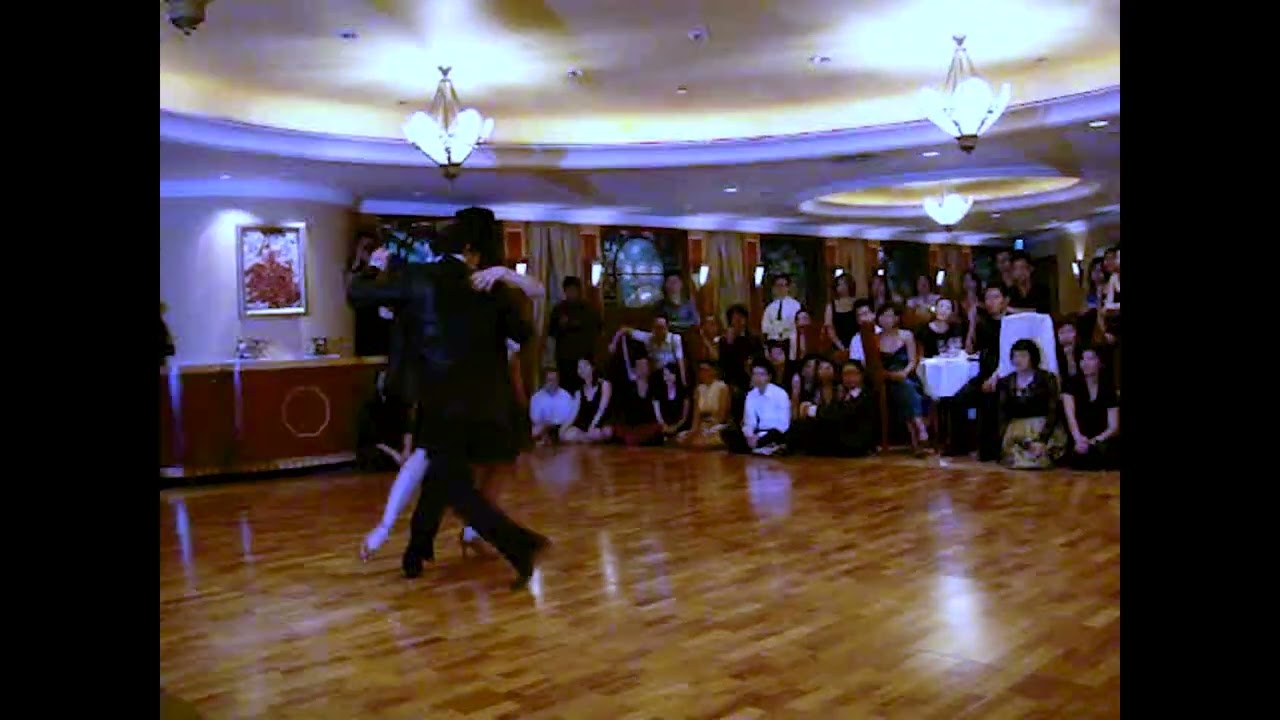 Geraldine Rojas & Ezequiel Paludi 3/4 - Una Lagrimita (Héctor Varela) Vals - 2010 Hong Kong