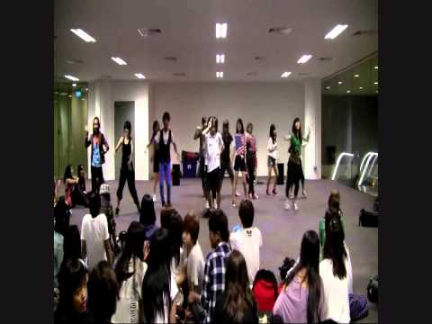 KPOP Dance Off Vol. 9 - Run Devil Run