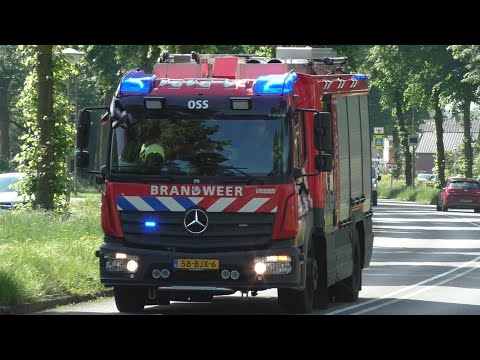 Brandweer Oss TS 21-3131 met spoed naar een Gaslekkage aan de Granietstraat in Oss