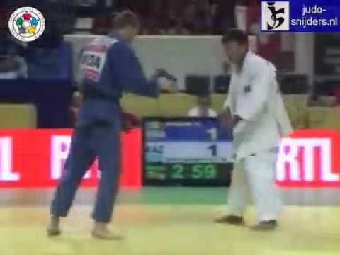 Judo 2009 Paris: Bocan (MDA) - Shildenayev (KAZ) [-73kg].