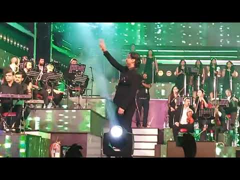 Shah ka rutba shehansha | Ajay Atul Live In Concert 2017