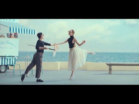⁣Dancing Romance