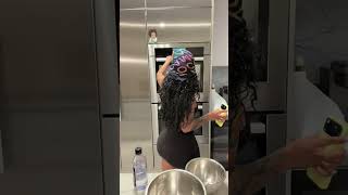 ARI FLETCHER COOKING WITH MONEYBAGGYO