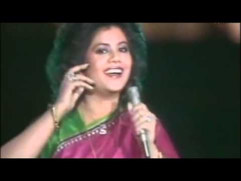 Runa Laila - Mera Babu Chail Chabila - Live on Pakistan Television ( Ptv ).flv