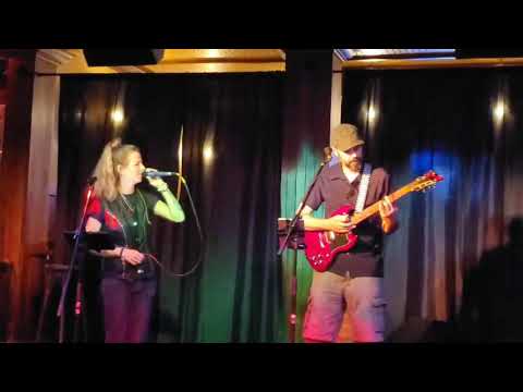 What's Up se apresenta