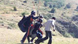 preview picture of video 'Paragliding at panchgani'