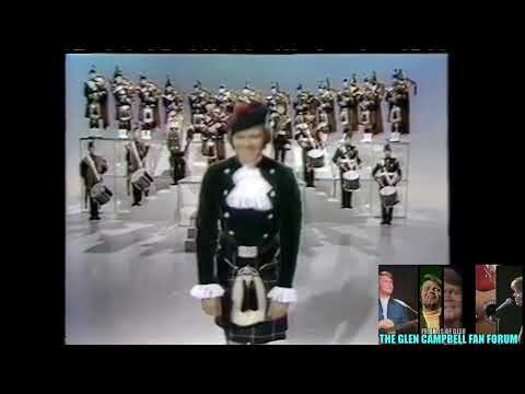 The Campbells Are Coming - Glen Campbell  (short intro clip)  1974