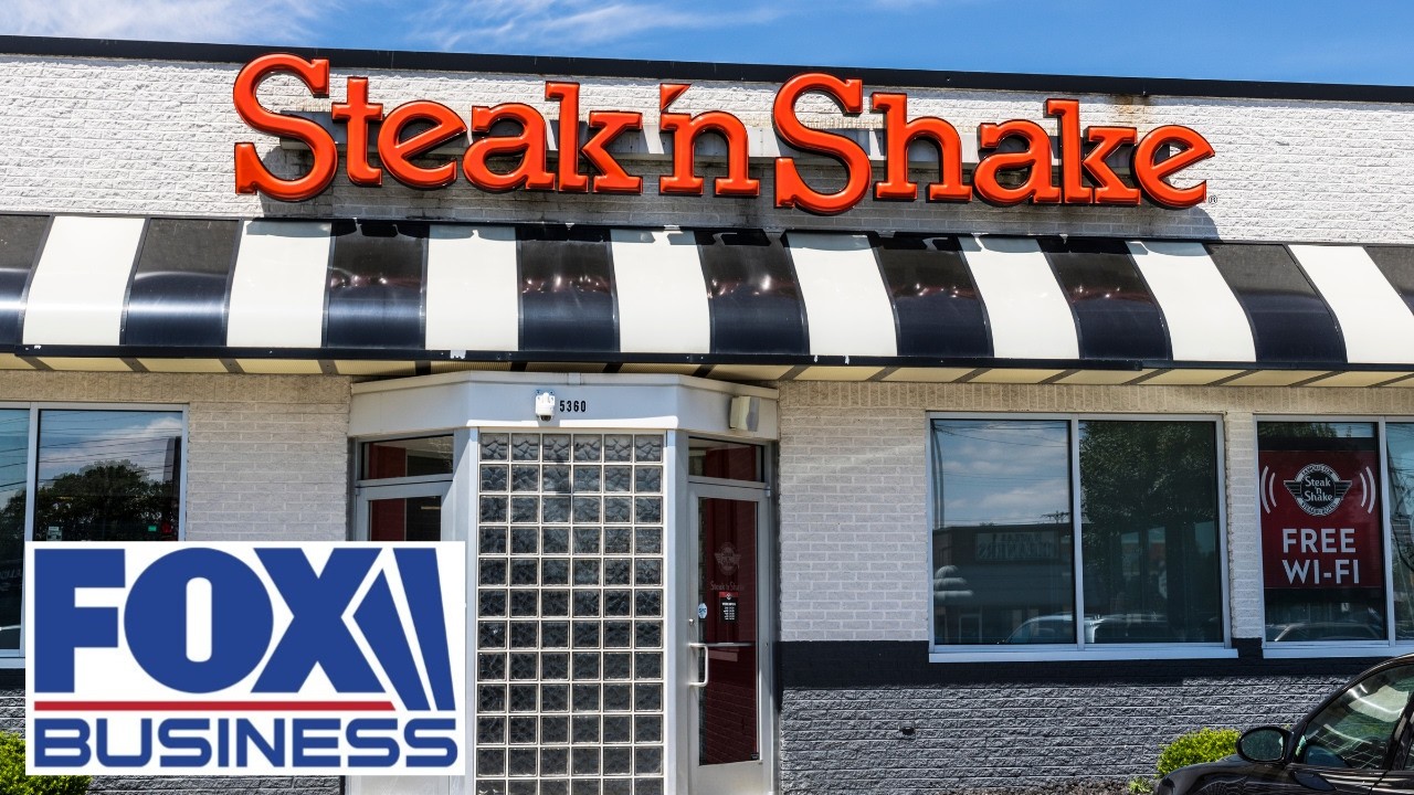 'WE THINK IT TASTES BETTER': Steak 'N Shake' embraces MAHA movement