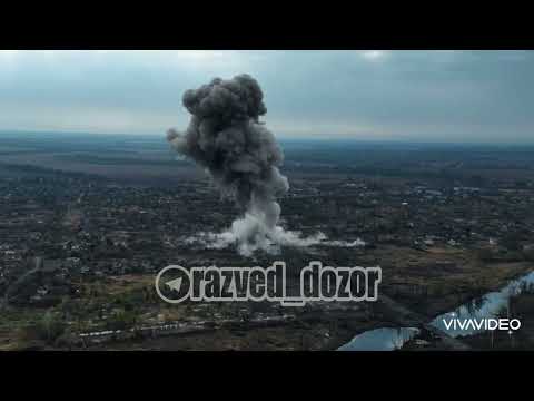 🇷🇺💥🇺🇦Russian aviation delivers a precise strike with a 1.5-ton air bomb