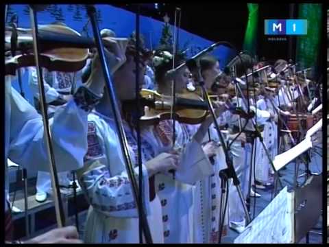 Cristina Pintilie si Ansamblul Fluieras condus de Fratii Stefanet