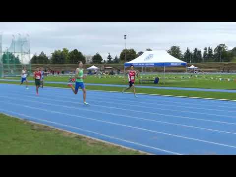 Horváth Áron és Bujdosó Géza futása a 300 m-es síkfutás időfutamaiban