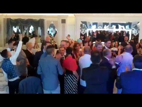 INGRESSO DEGLI SPOSI CON BALLI E DIVERTIMENTO - PLAZA VASTO - ANIMAZIONE FRANCESCO BARATTUCCI