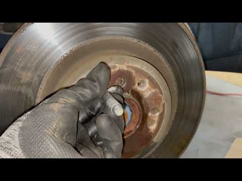 Mercedes ML350 - Replacing Front Brake Pads and Rotors (ML 2012 - 2015) and (GLE 2016 - 2018) W166