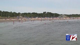 People find ways to stay cool during the heat