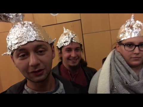 Kriminalbiologe Dr. Mark Benecke bei der Verleihung des ‘Goldenen Brettes’ 2016 live in Wien