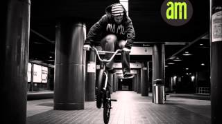 Rackets & Drapes - Plastic Jesus (Haunted Remix)