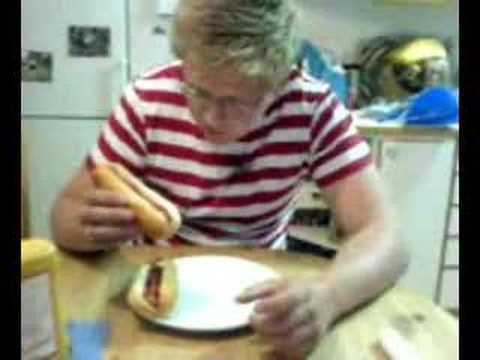 5 Korvar Med Bröd På 2:19,8 min