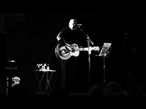 Daphne Descends - Billy Corgan Solo - 11.4.2019