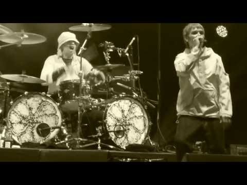 THE STONE ROSES - I AM THE RESURRECTION - FANTASTIC FOOTAGE - GLASGOW GREEN 15TH JUNE 2013