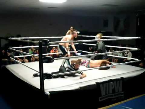 The Von Slashers vs The Island Krusaders - VIPW