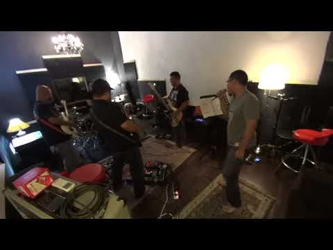 Prodigy & Friends - Breaking The Law (Judas Priest Cover)