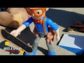 Blippi Learns About Skateboarding Aries Apollo Adventures Blippi BrailleSkateboarding