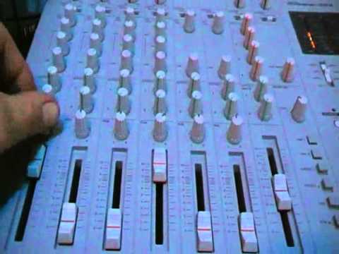 Tascam 564 Digital Portastudio  soundcheck