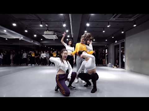 'BLUE MOON' - HYOLYN(효린) X 1MILLION