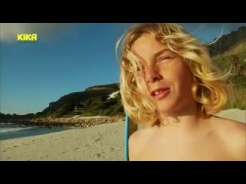 Schau in meine Welt! - Fatema, das Surfergirl von Cox's Bazar | Mehr auf KiKA.de