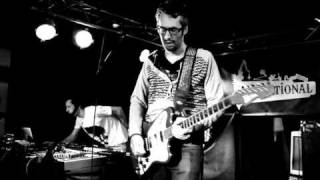 Neonbirds / While the Rocks Scratch At My Side (Extrait) live à l'internationale 5/01/12