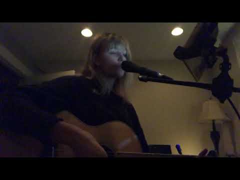 Hallelujah - Leonard Cohen ( Cover) Megan Gunia