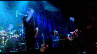 sad lovers and giants - close to the sea (LIVE excerpt) Barcelona 09/2010