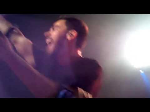 Marcelo Rodrigues canta perto de seu ídolo...