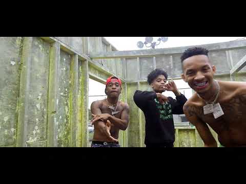 Smoke [OFFICIAL Video] Awesome feat. D. Raww & Stunna 4 Vegas