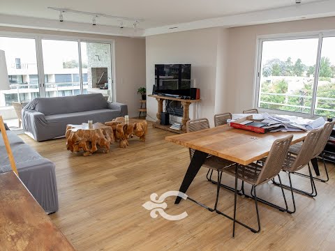 Video de YouTube - Venta Penthouse en Barrio Parques 9666 de 4 dormitorios