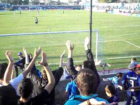 "LIVERPOOL 5 - 4 FENIX FECHA 13 CLAUSURA 2012 (4)" Barra: Los Negros de la Cuchilla • Club: Liverpool de Montevideo