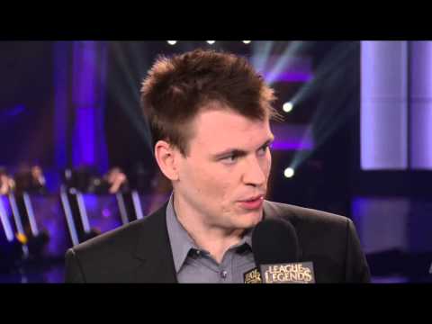 Dark Passage vs Legacy Game 1 Round 2 post-match Analyst desk | IWC GamesCom 2014 LOL
