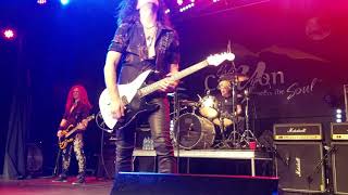 Dokken - Too High To Fly and Jon Levin guitar solo Live 11/2/18 The Canyon, Agoura Hills