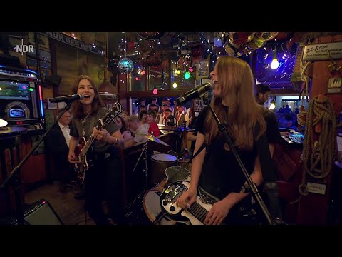 Larkin Poe @ Inas Nacht : Bleach Blonde Bottle Blues