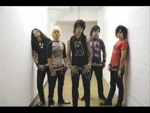 Videoclip de Die In A Crash — Ministry