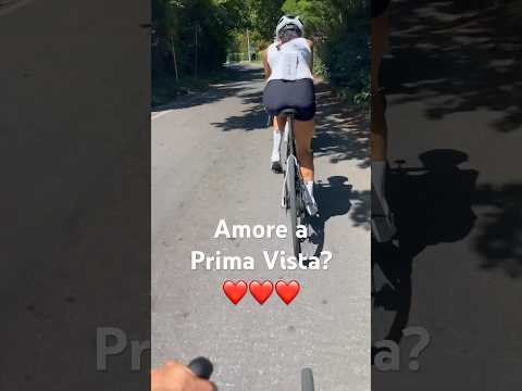 Ho raggiunto 2 ciclisti che non sono più riuscito a superare! #ciclisti #bici #strada #donna #amore