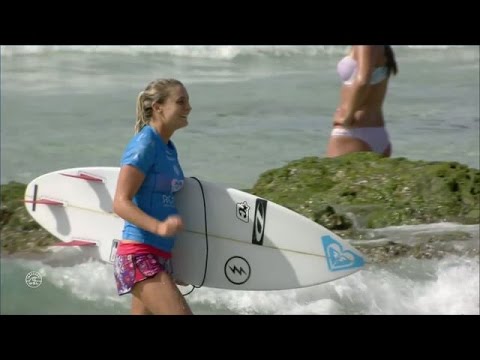 Bronte Macaulay Reacts to Taking Down Sally Fitzgibbons at Roxy Pro
