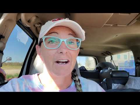 DO NOT STAY HERE!!!! This place was DISGUSTING! @HIExpress