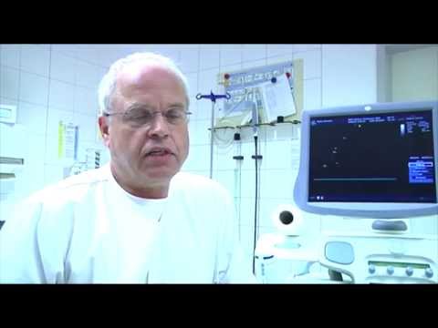 Finger auf den Fuß bei Diabetes Die Verwendung einer Spritze für Insulin