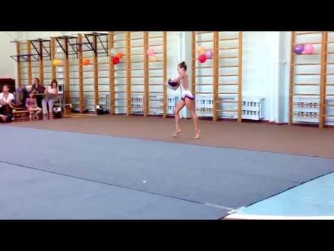 Martina Pilviste, pall